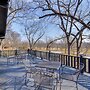 Hike, Fish & Explore: Family Cabin in Sulphur!