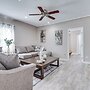 7 Mi to Downtown: East Los Angeles Apartment