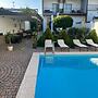 Garden Lounge Hotel