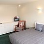 Fountain Court Motel