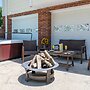 KingBed Hot Tub BBQ Games Hypoallergenic