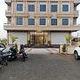 Hotel Prakhyat