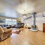 10 Mi to Ski Resort: Inviting Mount Spokane Home