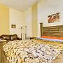 10 Mi to Franklin Mountains: Quiet Studio w/ Patio