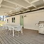 Walk to Lake Texoma: Kingston Retreat w/ Deck!