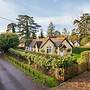 Badgemore Cottage - From 250 Per Night