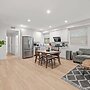 Not Affected by the Fire/modern 5BR Home With Parking, Near LA Attract