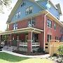 The Winona House - Boutique Hotel Near Downtown