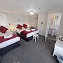 Clifton Villa Hotel
