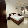 Golden Crystal Hotel