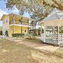 Nature Coast Hideaway w/ Deck on 5 Acres