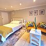 Ivy Place Studio Apartment