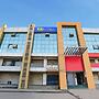 Fabhotel Raj Villa
