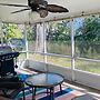 Near Beach-3br-sleeps6-patio-garden-parking-ac