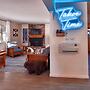 Charming Cherokee Cabin Secluded Stay for 6 Just 10 Minutes to Tahoe!