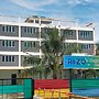 RAZO VILLAGE INN