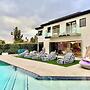 @ Marbella Lane - Enchanted Garden & Pool Hideaway