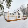 1 Mi to Main Street Polson: Updated Home w/ Deck!