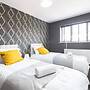 Huge Home,sleeps 12, Private Parking, Pets ok