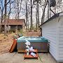 3 Mi to Marietta Square: Hot Tub Haven w/ 2 Patios