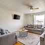 Cambridge Apt in Walkable Neighborhood