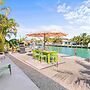 Seabreeze Cove Waterfront Gem 38 Foot Dock Cabana Club