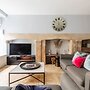 Elegant Georgian Flat in Historic Bath With Garden
