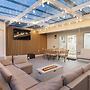 Steps to the Beach, Firepit & Patio Long-term Newport Beach Stay Coast