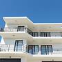 Zani's Villa