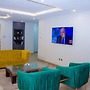Sound View Lounge and Apartments