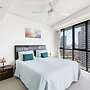 Sierra Broadbeach - Ocean View Apartment