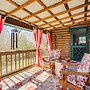 Large Deck: Luxe 6-acre Retreat in Dahlonega!