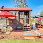 Lakefront Cabin in Brinson: Behind the Moon