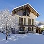 Chalet Les Tissourds 4 Central hot tub
