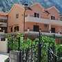 Chic & Sleek Apartments in Kotor