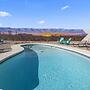 Panoramic Mountain Views Heated Pool 2 Kitchens