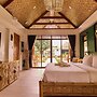 Casa Verde Cliff Resort and Spa