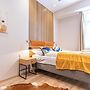 4BR Apt. for Groups 6-Min to Stadthalle