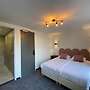Hotel La Noire - Delft City Centre