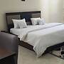 Girozolin Hotel and Suites