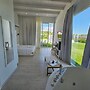 Luxury pool Suites - Città Bianca