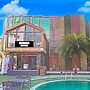 Luxurious Family Retreat With Pool in Patna