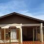 Casa Ampla 1 suite 2quartos churras e AC