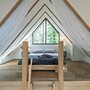 Woodland Cabin Retreat in Alfriston - hot tub