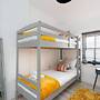 Cosy Cottage - Sleeps 6, Parking & Pet Friendly!