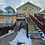 Riverside Way by Fernie Lodging Company