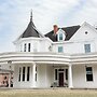 Blue Ridge Abbey Bed & Breakfast