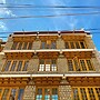 Nezer Hostel & Roof Top Cafe