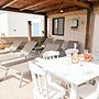 Mediterranea Sunny Maltese Townhouse