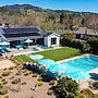 Luxe, Pool, Spa, Fire Pit, Game Room, Piano Sonoma Pool Retreat by Ava